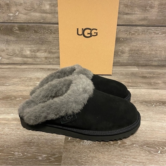 UGG | Cluggette Slippers In Black Grey Indoor Outdoor NEW - Picture 3 of 17